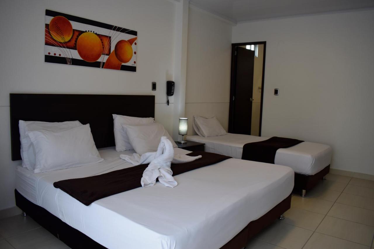 Hotel Golden Suite เปเรย์รา ภายนอก รูปภาพ