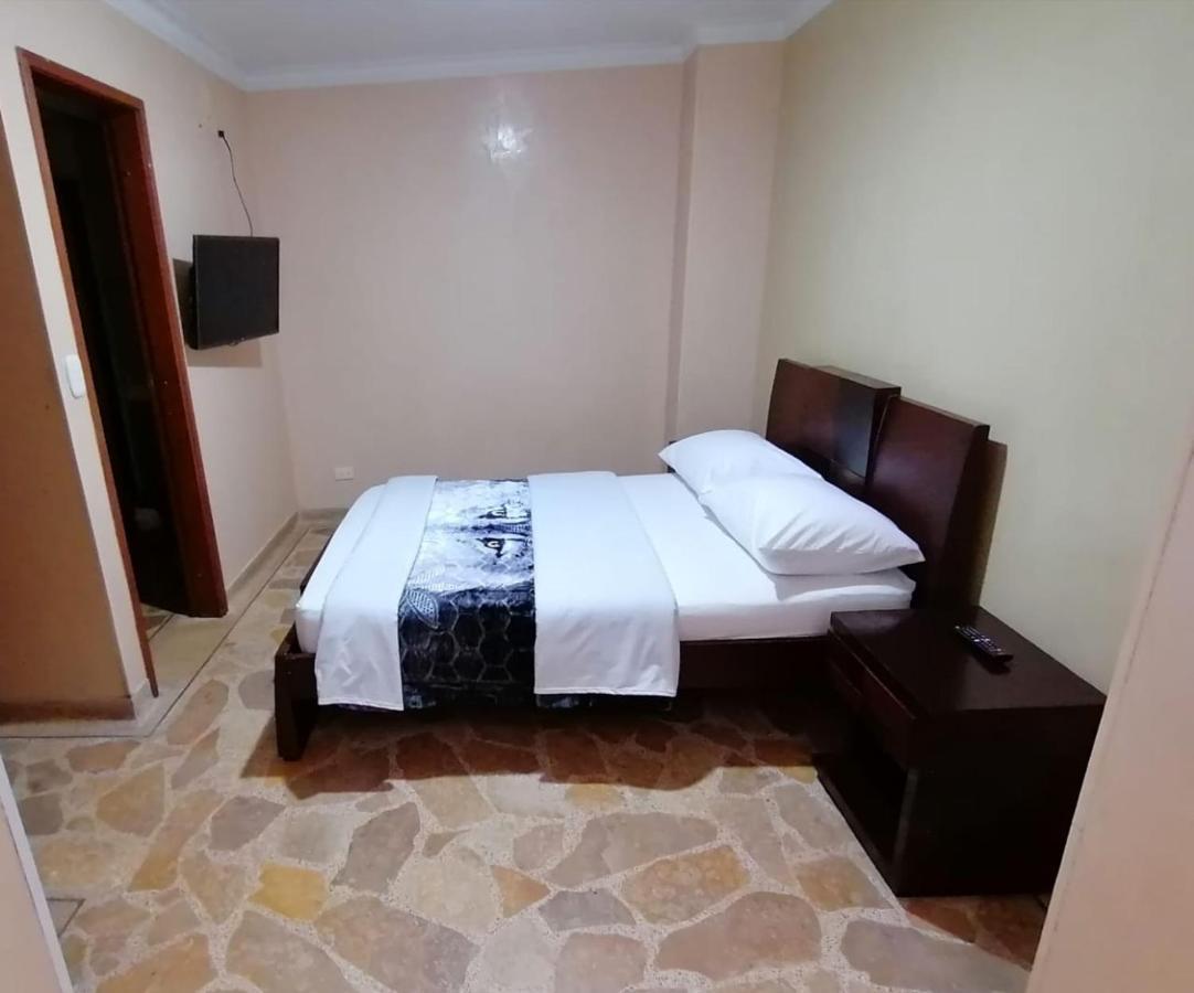 Hotel Golden Suite เปเรย์รา ภายนอก รูปภาพ