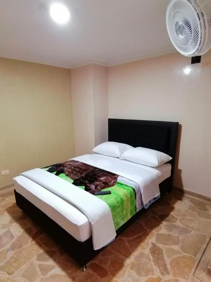 Hotel Golden Suite เปเรย์รา ภายนอก รูปภาพ