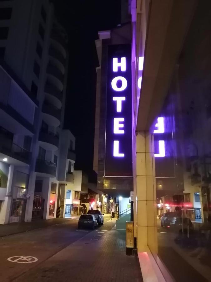 Hotel Golden Suite เปเรย์รา ภายนอก รูปภาพ