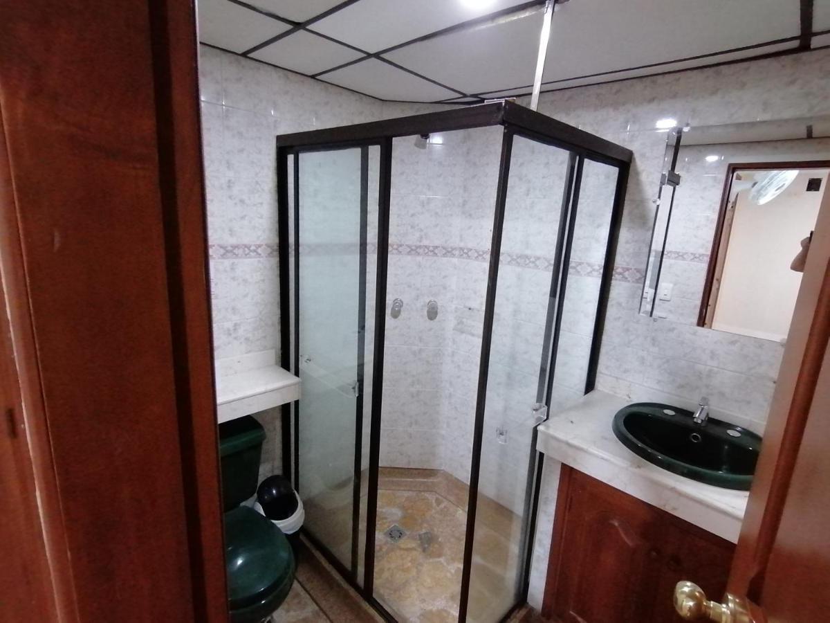 Hotel Golden Suite เปเรย์รา ภายนอก รูปภาพ