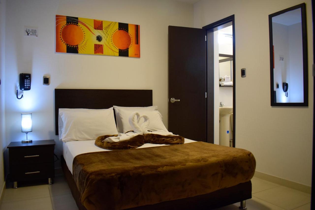 Hotel Golden Suite เปเรย์รา ภายนอก รูปภาพ